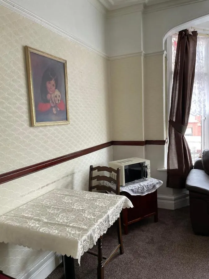 The Jewel Of The Sea Bed & Breakfast Blackpool 0*,